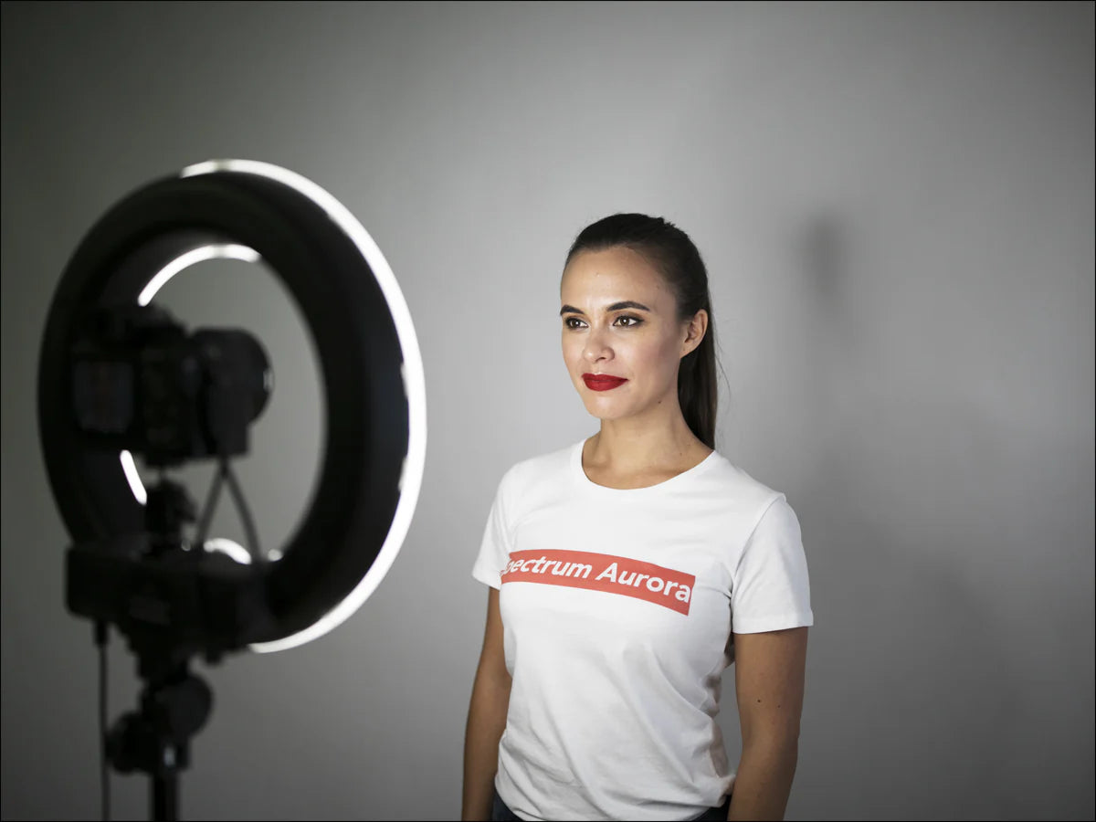 KSIX GlowPro 20cm Ring Light Kit β Perfect for Flawless Content Creation!